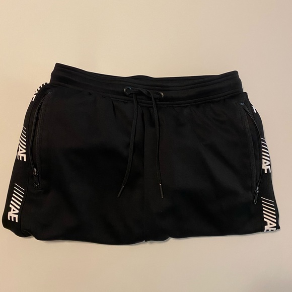 ⚫️American Eagle Flex Reflective Tape Jogger Pants - Picture 3 of 4